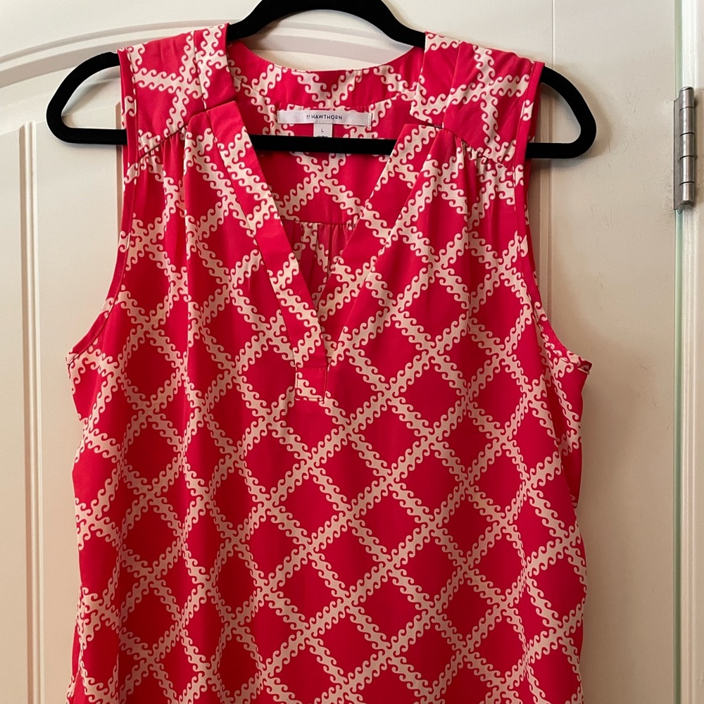 41 Hawthorn size L pull over sleeveless blouse.